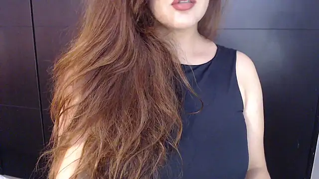 AdharaLujan online show from 20, 2, 2025