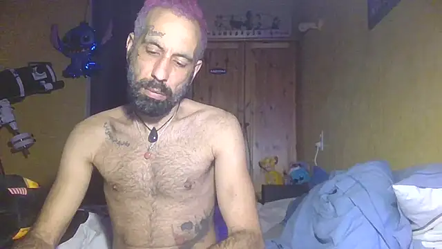 Snapshot of arrow13680 chatting on 29, 11, 2025 arrow13680 online show from 29, 11, 2025