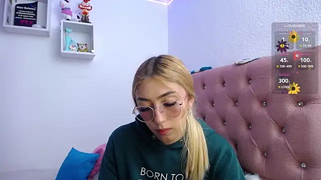 Soffy-brooks online show from 16, 11, 2025