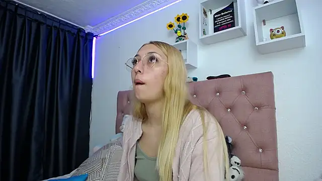 Soffy-brooks online show from 11, 10, 2025