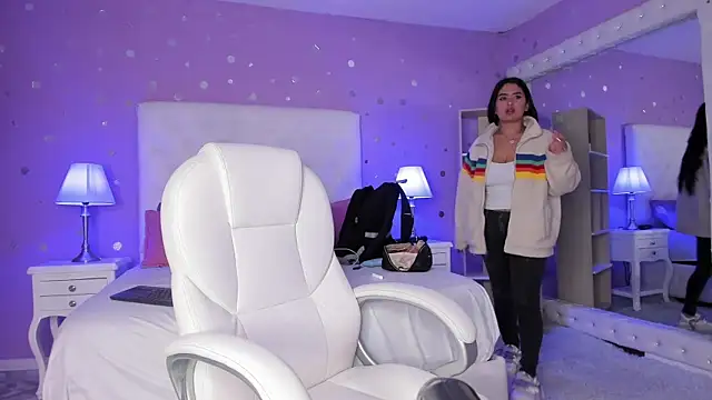 Snapshot of scarlette_15_ chatting on 1, 11, 2025 scarlette 15 online show from 1, 11, 2025