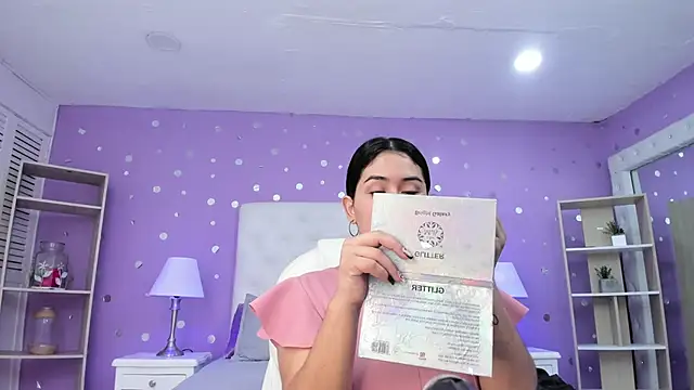 Snapshot of scarlette_15_ chatting on 11, 11, 2025 scarlette 15 online show from 11, 11, 2025