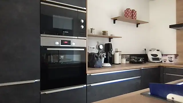 unconnudu21000 online show from 27, 11, 2025