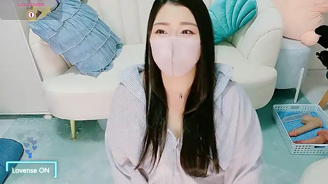 Snapshot of yukinko_o_ chatting on 15, 7, 2026 yukinko o online show from 15, 7, 2026