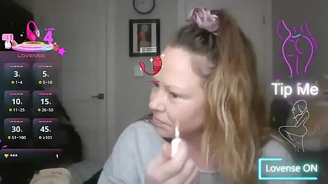 MissyLovexxx online show from 5, 3, 2025