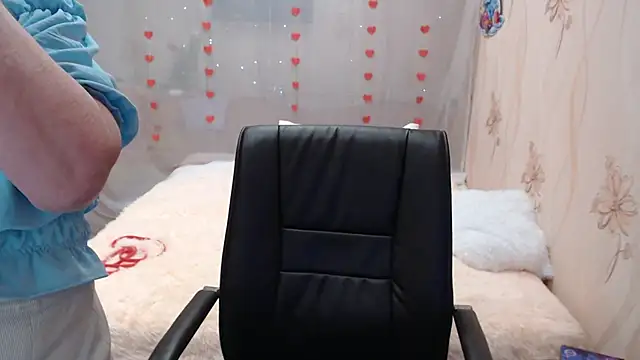 OlgaHottie online show from 10, 3, 2025
