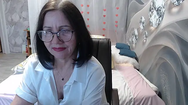 OlgaHottie online show from 6, 2, 2026