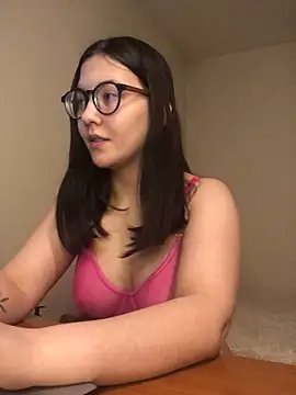 Prudie Gabriella online show from 2, 2, 2025