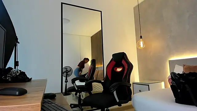 alma fenix online show from 24, 10, 2025