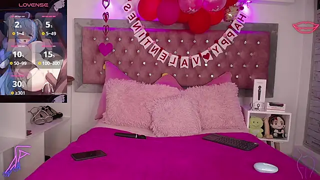 EmmaWilder online show from 13, 2, 2025