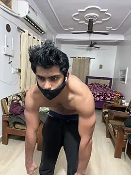 Snapshot of John_desihunk chatting on 5, 1, 2025 John desihunk online show from 5, 1, 2025