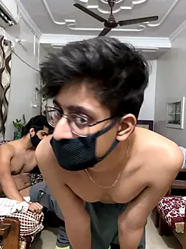 Snapshot of John_desihunk chatting on 19, 9, 2025 John desihunk online show from 19, 9, 2025