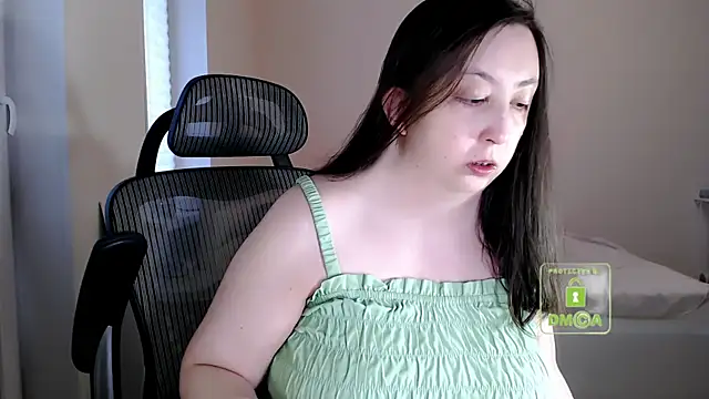 cute and hot online show from 11, 3, 2026