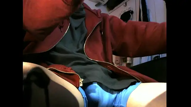 Ray175oo online show from 17, 12, 2025