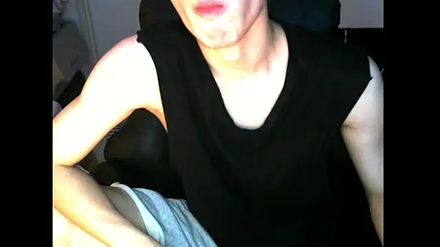 Snapshot of Ray175oo chatting on 3, 11, 2025 Ray175oo online show from 3, 11, 2025