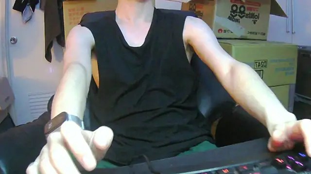 Snapshot of Ray175oo chatting on 26, 6, 2026 Ray175oo online show from 26, 6, 2026