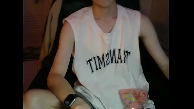 Snapshot of Ray175oo chatting on 24, 10, 2025 Ray175oo online show from 24, 10, 2025