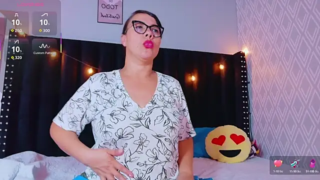 hotlatinateacher online show from 29, 10, 2025