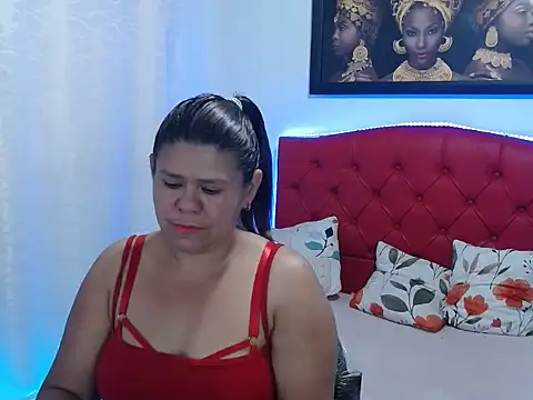 NATHYHOTT online show from 5, 2, 2025