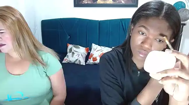NATHYHOTT online show from 10, 3, 2025