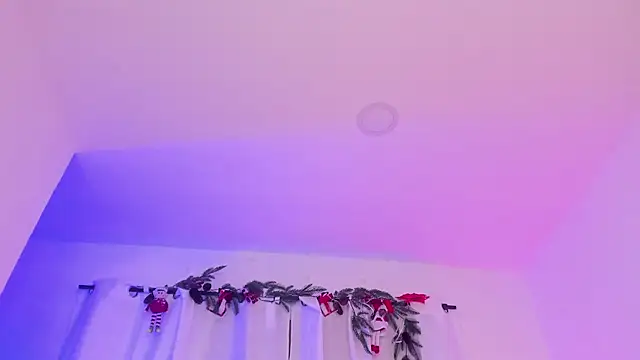 Lia Petite1 online show from 18, 3, 2025