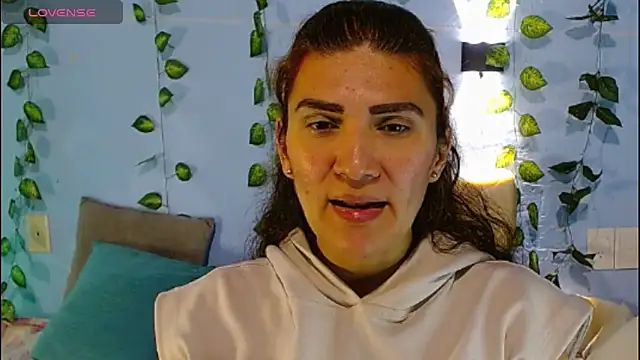 Snapshot of venus_swet_ chatting on 15, 6, 2026 venus swet online show from 15, 6, 2026