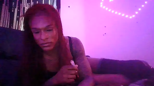 Snapshot of MzKarminXoXo chatting on 21, 5, 2026 MzKarminXoXo online show from 21, 5, 2026