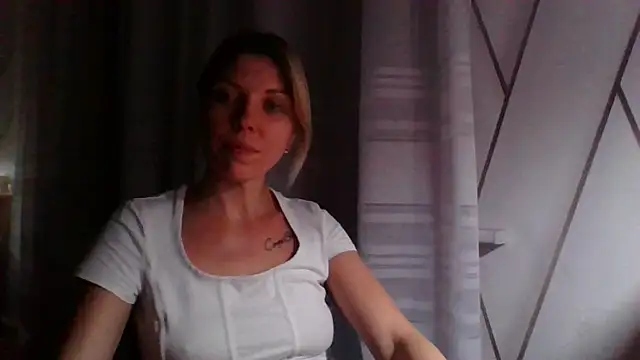 VelvetLove287 online show from 6, 3, 2025