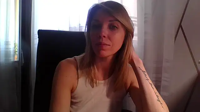 VelvetLove287 online show from 7, 4, 2026