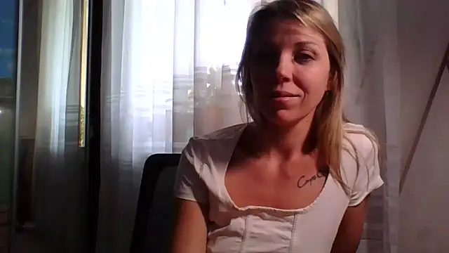 VelvetLove287 online show from 17, 4, 2026