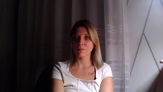VelvetLove287 online show from 25, 2, 2025