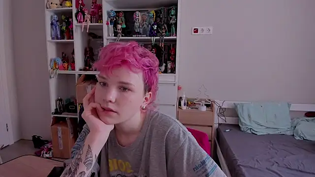 School Love online show from 6, 1, 2026