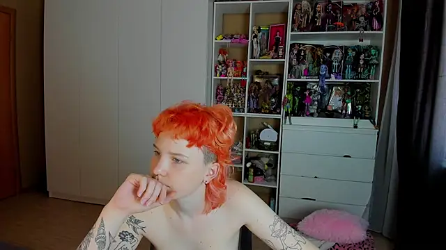 Snapshot of School_Love chatting on 11, 6, 2026 School Love online show from 11, 6, 2026