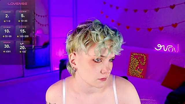 Snapshot of School_Love chatting on 16, 3, 2025 School Love online show from 16, 3, 2025