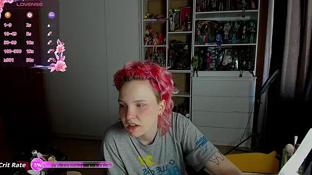 Snapshot of School_Love chatting on 18, 5, 2026 School Love online show from 18, 5, 2026