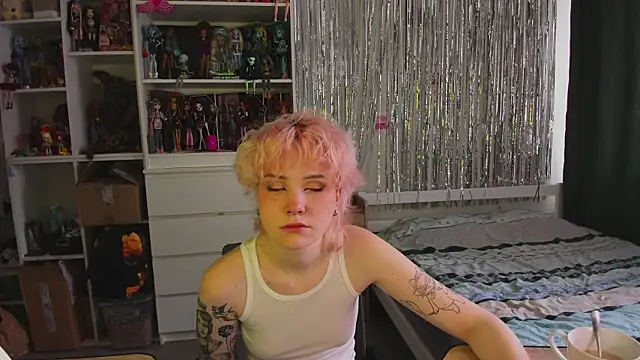 School Love online show from 26, 3, 2026