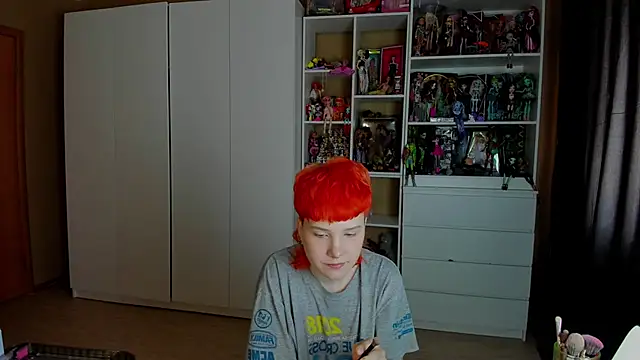Snapshot of School_Love chatting on 5, 6, 2026 School Love online show from 5, 6, 2026