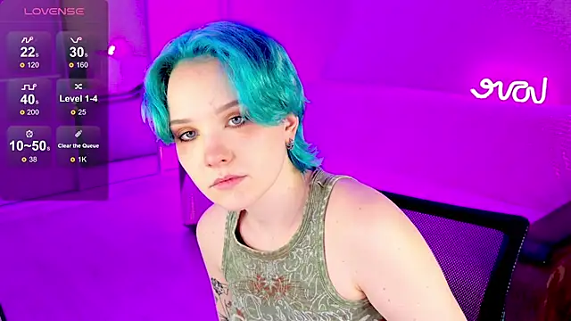 Snapshot of School_Love chatting on 5, 2, 2025 School Love online show from 5, 2, 2025