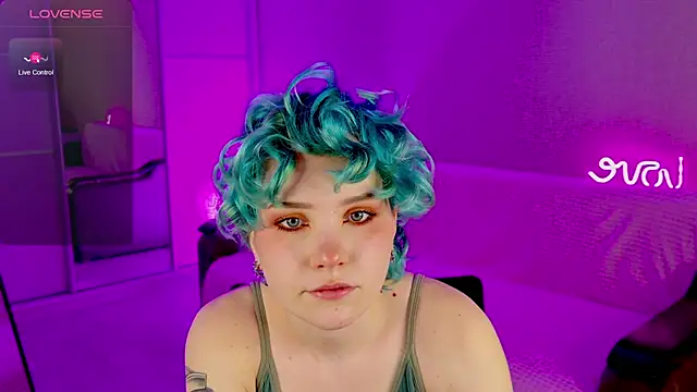 Snapshot of School_Love chatting on 9, 2, 2025 School Love online show from 9, 2, 2025