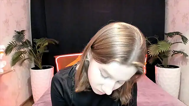 EnigmaSee online show from 6, 2, 2025