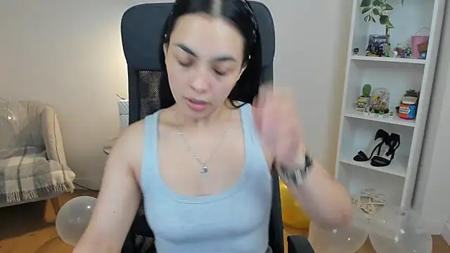  BellaEvans  online show from 21, 5, 2026