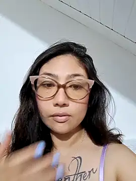 Snapshot of Mia_Ruiz chatting on 2, 2, 2025 Mia Ruiz online show from 2, 2, 2025