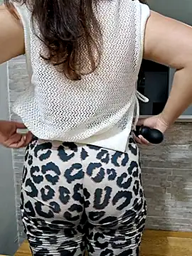 Snapshot of Mia_Ruiz chatting on 18, 3, 2025 Mia Ruiz online show from 18, 3, 2025