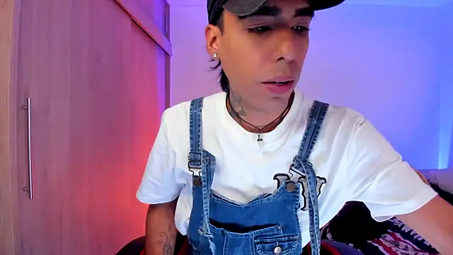 aldrinwhite online show from 17, 2, 2026