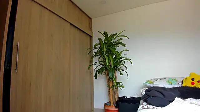 aldrinwhite online show from 18, 3, 2026