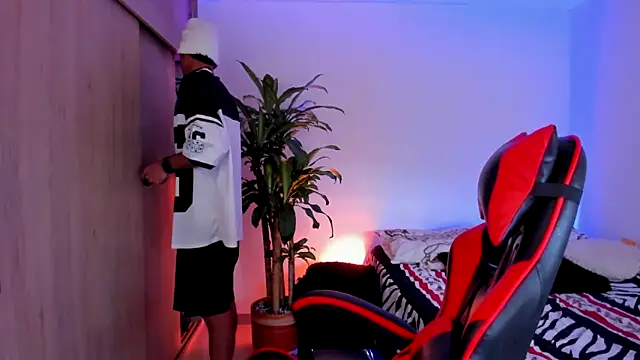 aldrinwhite online show from 5, 3, 2026