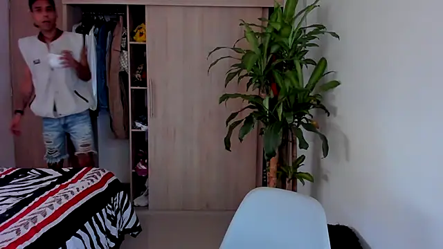 aldrinwhite online show from 22, 12, 2025