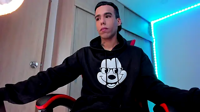 aldrinwhite online show from 12, 2, 2026