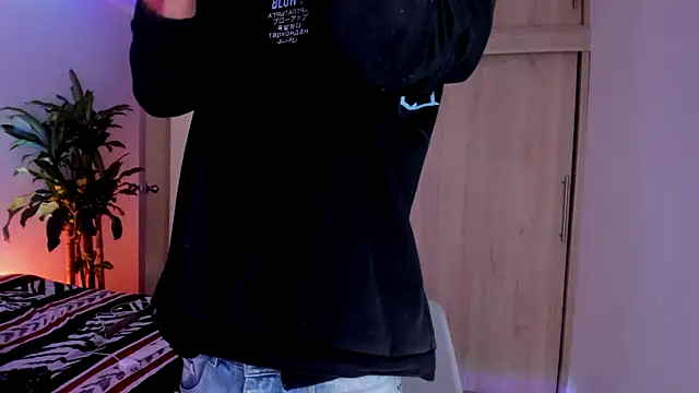 aldrinwhite online show from 3, 11, 2025