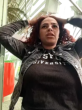 Mommy-Hot online show from 20, 12, 2025